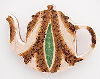China teapot brooch with copper back